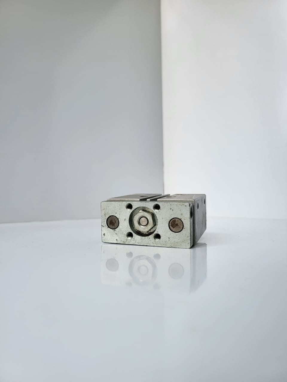 بستم فيستو DFM-16-20PA-KF