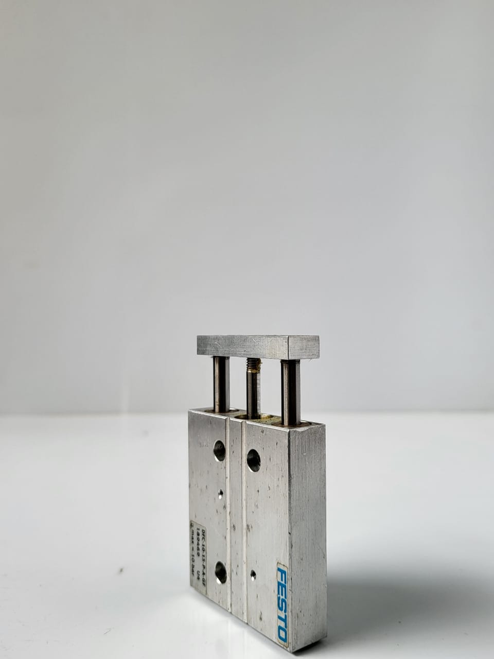 بست فيستو DFC-10-15-P-A-GF FESTO