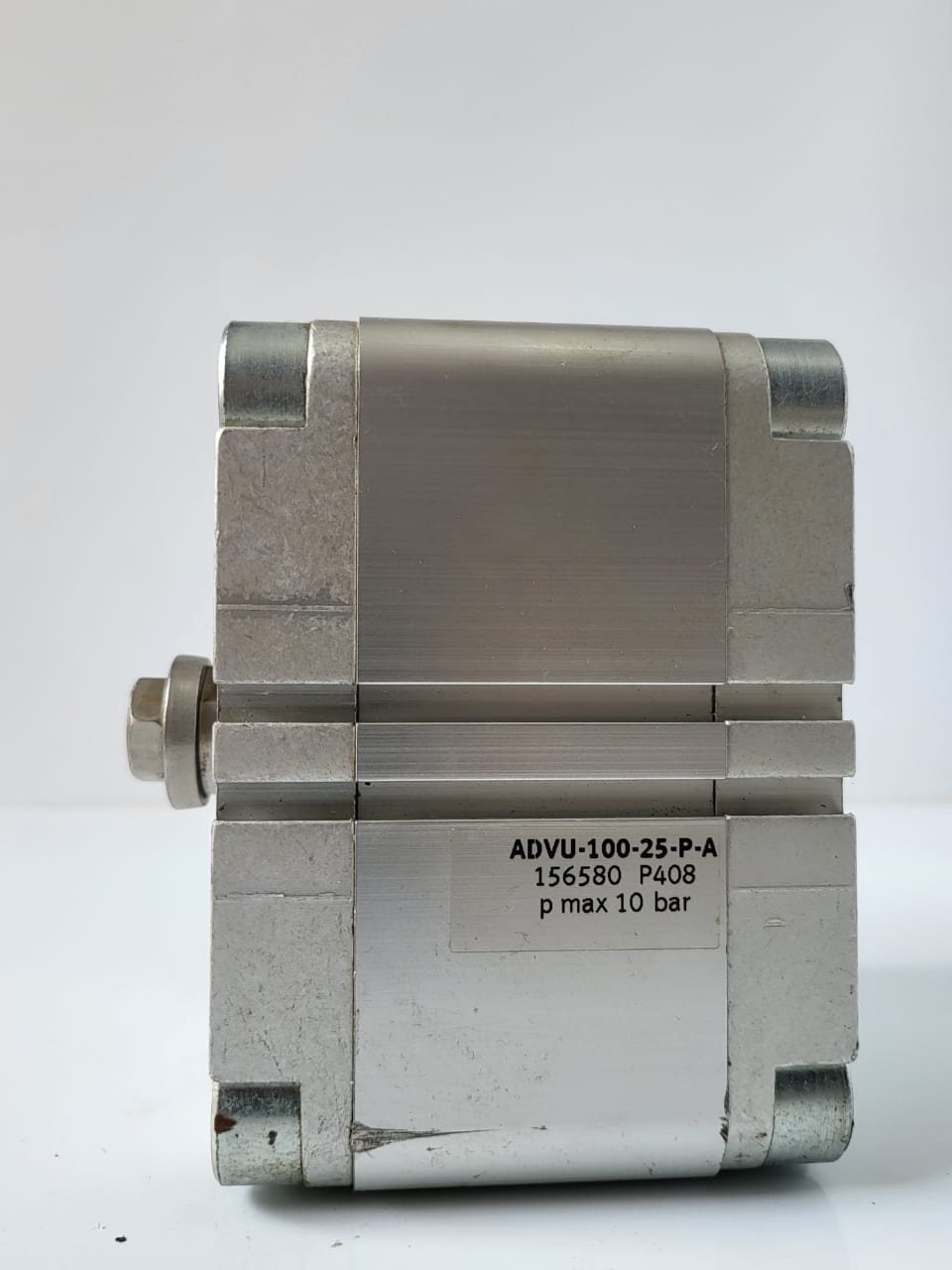 بستم فيستو ADVU-100-25-P-A FESTO