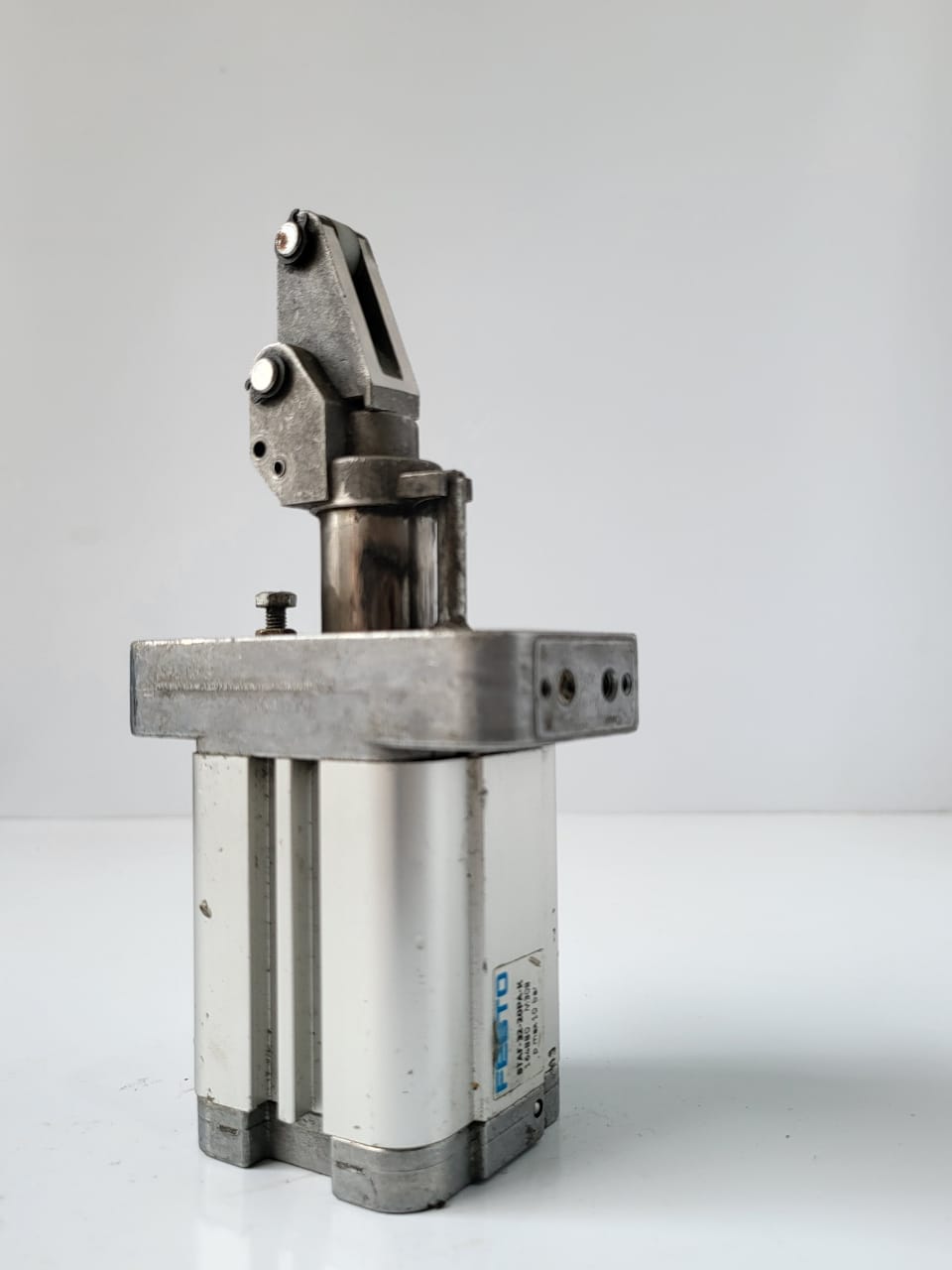 بستم فيستو STAF -32-20-PA-K FESTO