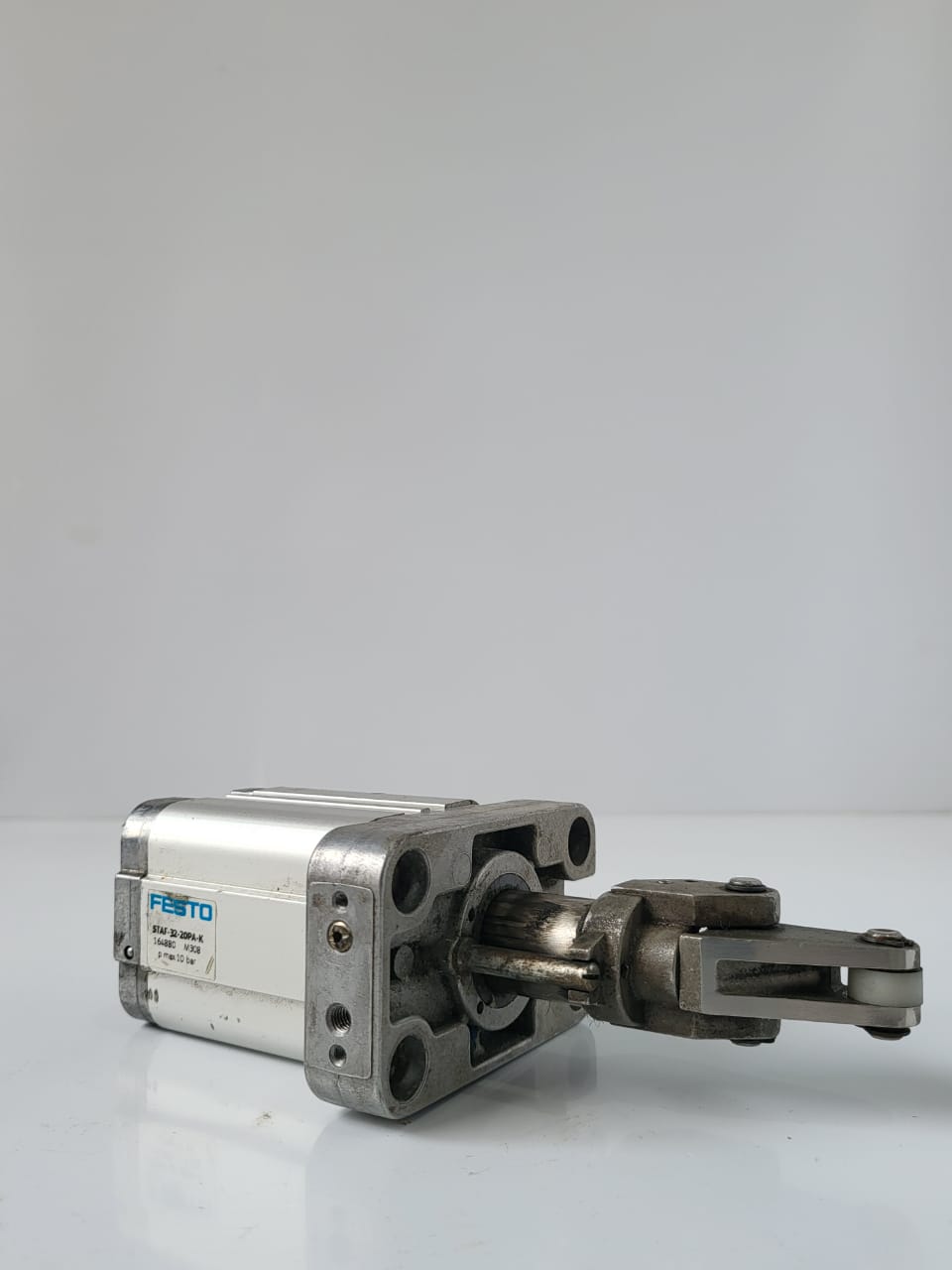 بستم فيستو STAF -32-20-PA-K FESTO