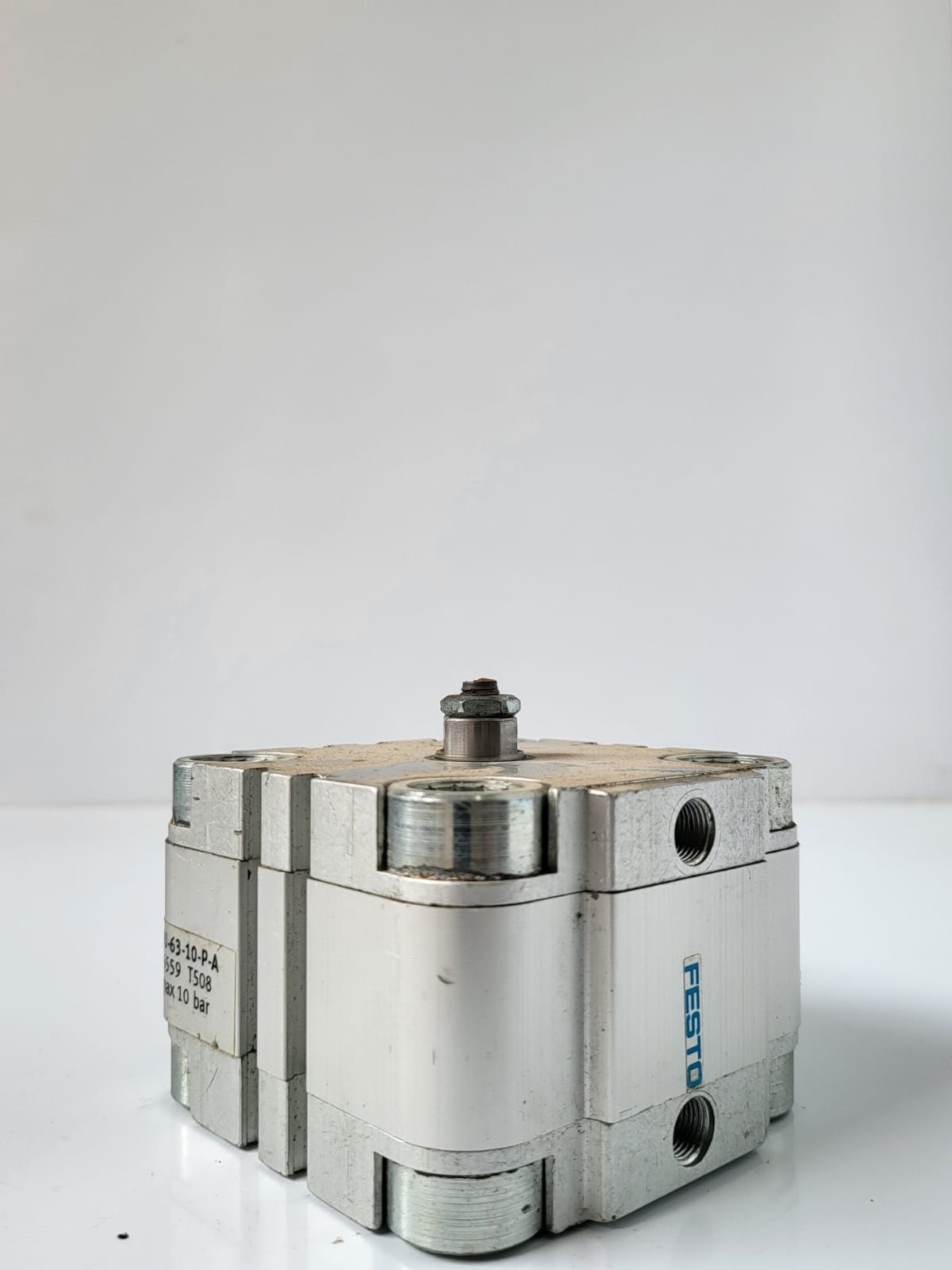 بستم فيستو ADVU -63-10-P-A FESTO