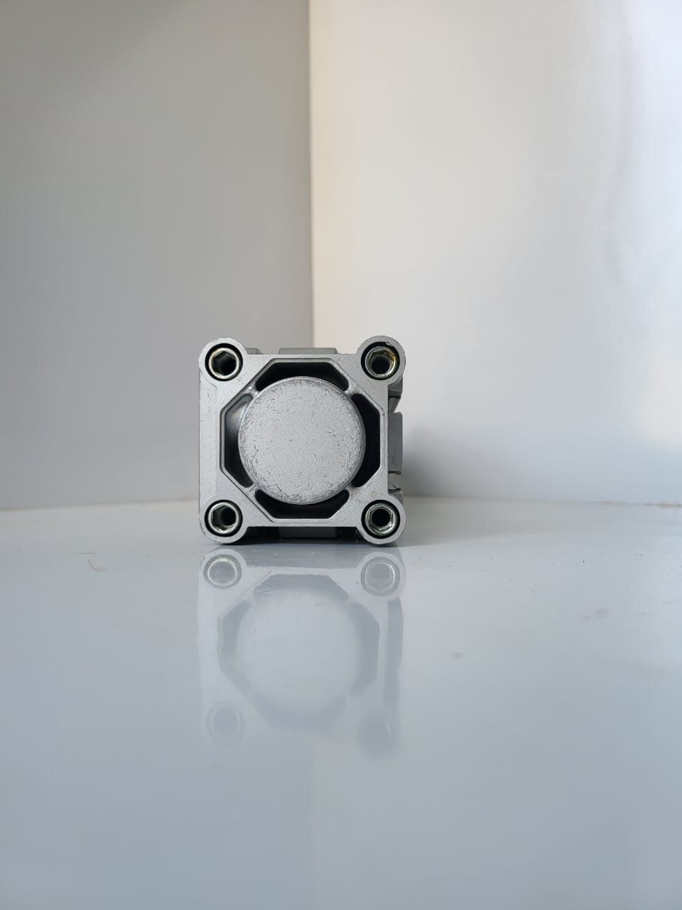 بستم فستو DNC-63-190-PPV-A FESTO