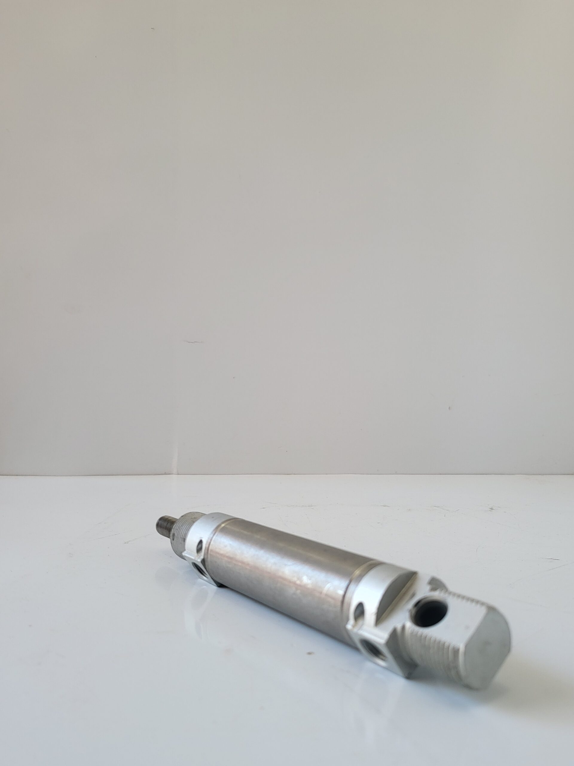 بستم فستو FESTO DSNU-16-80P-A