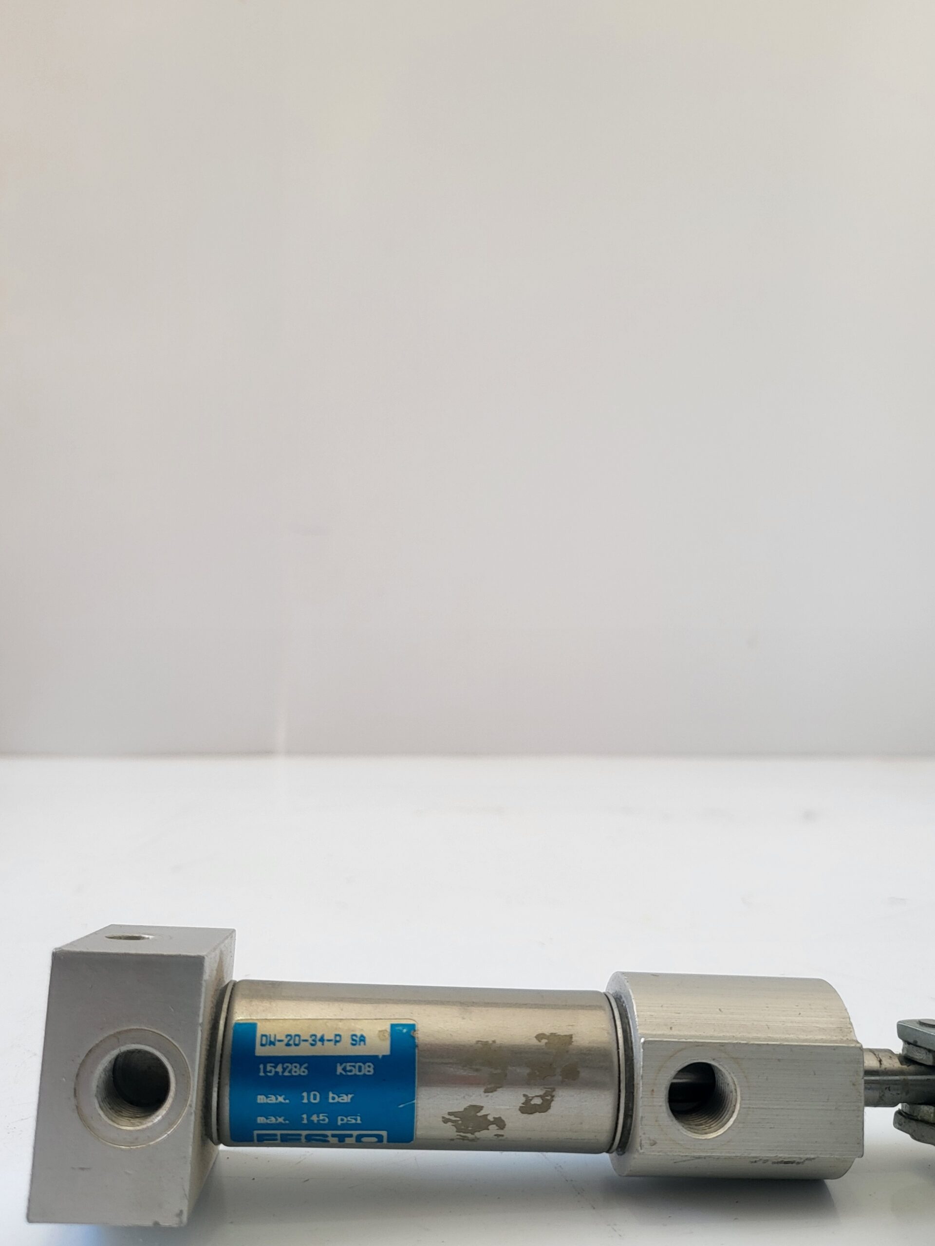 بستم فستو FESTO DW-20-34-P SA