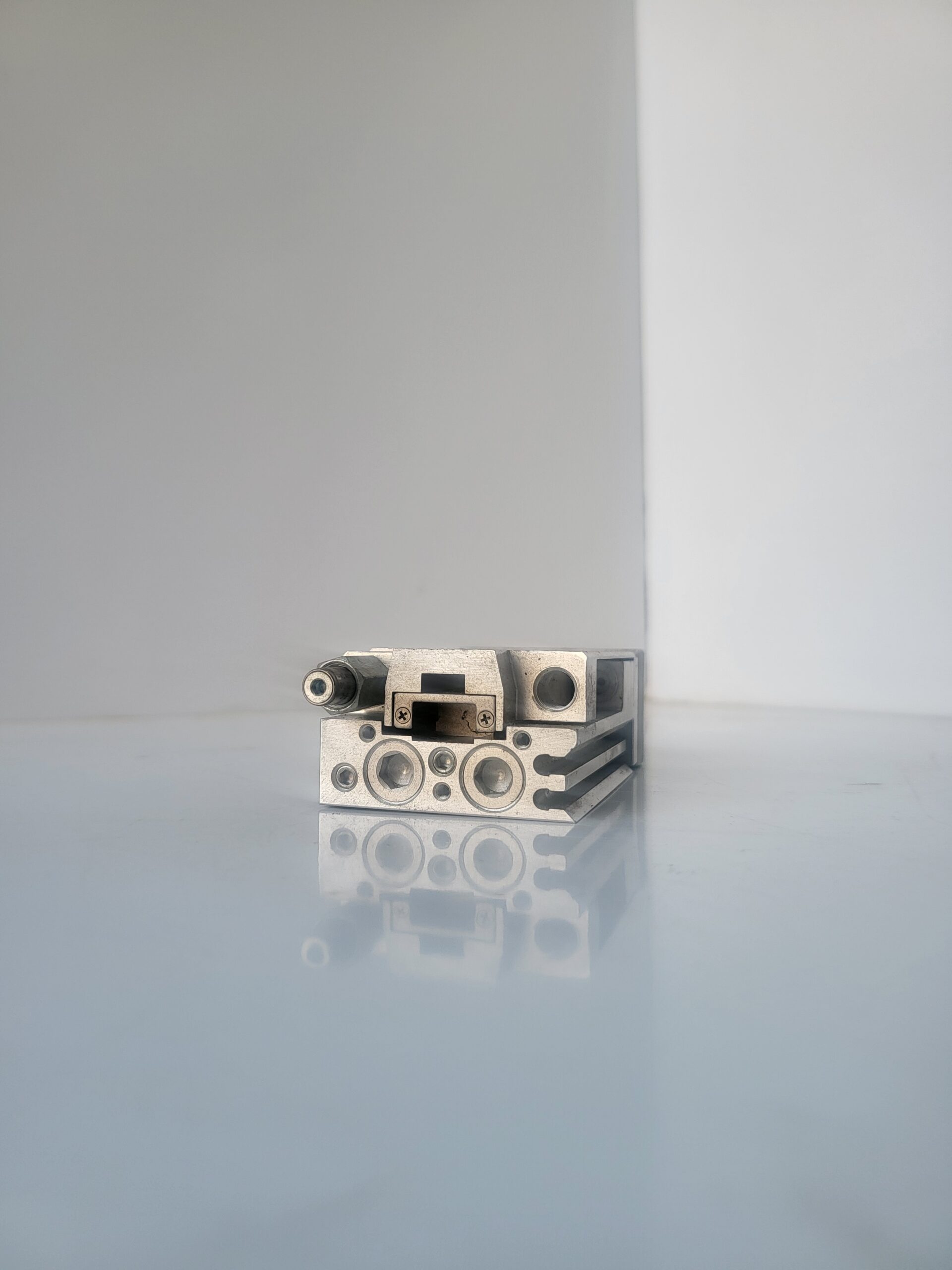 بستم فستو FESTO SLT-10-30-A-CC-B