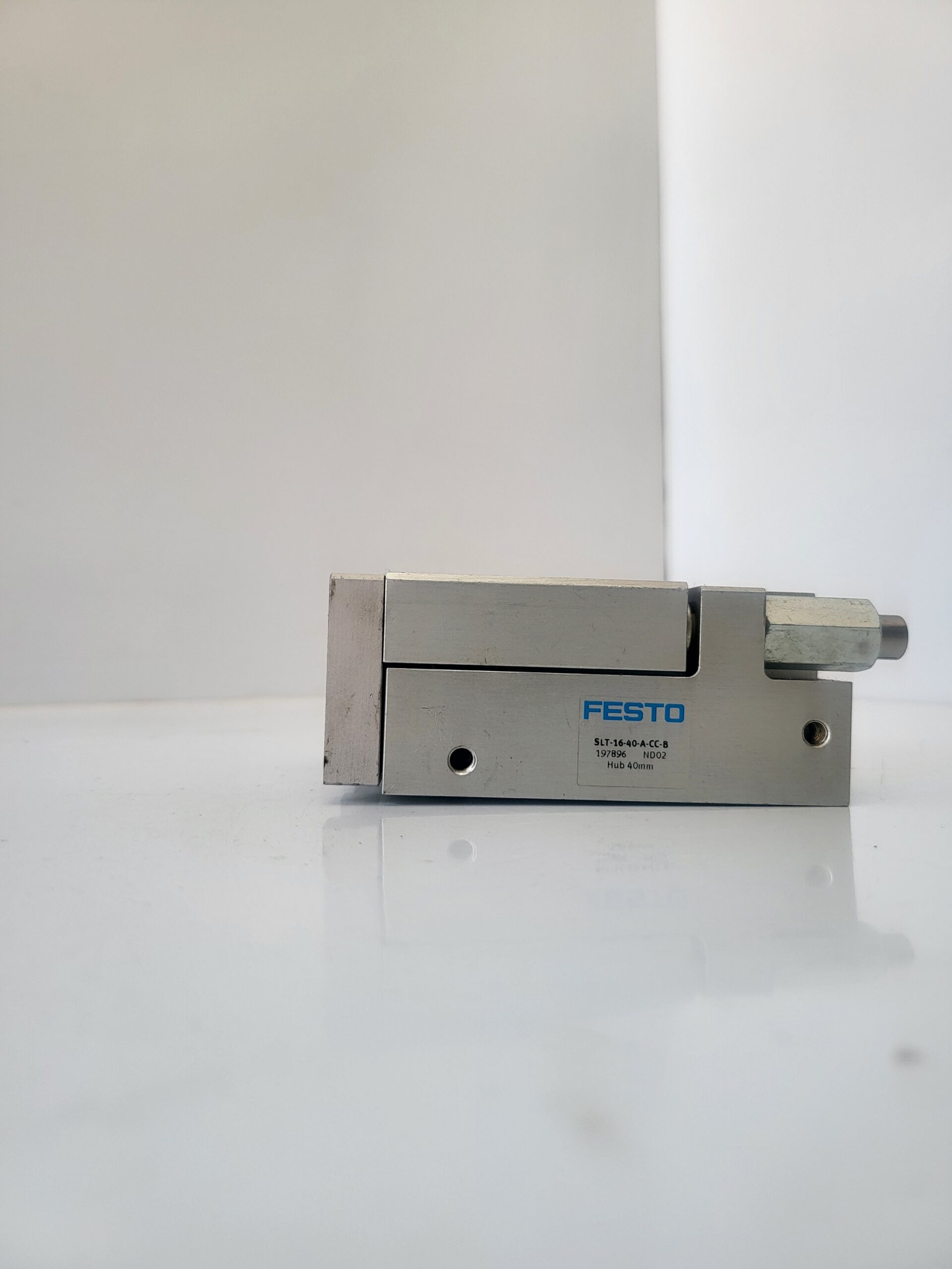 بستم فيستو FESTO SLT-16-40-A-CC-B