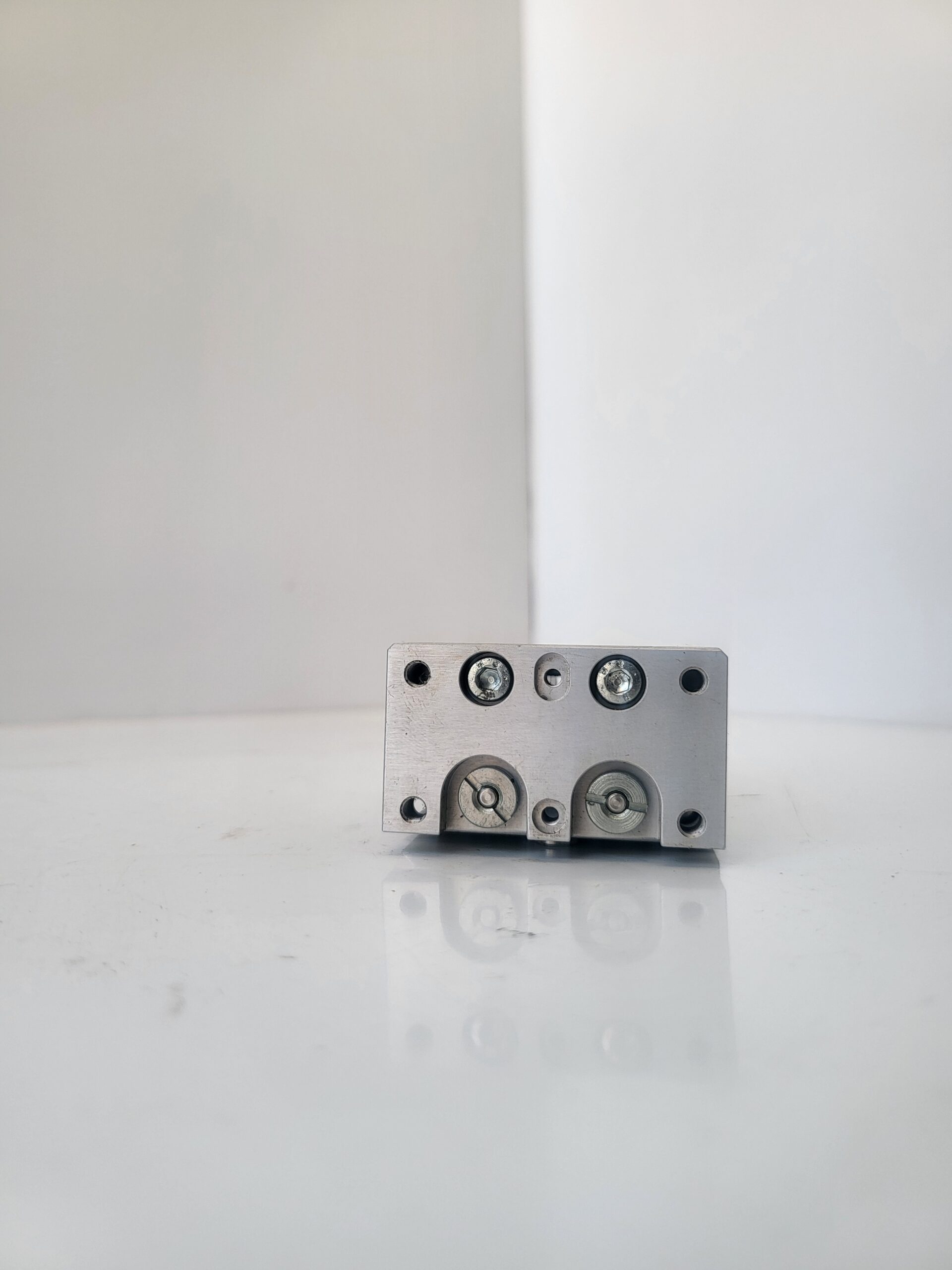 بستم فيستو FESTO SLT-10-20-P-A