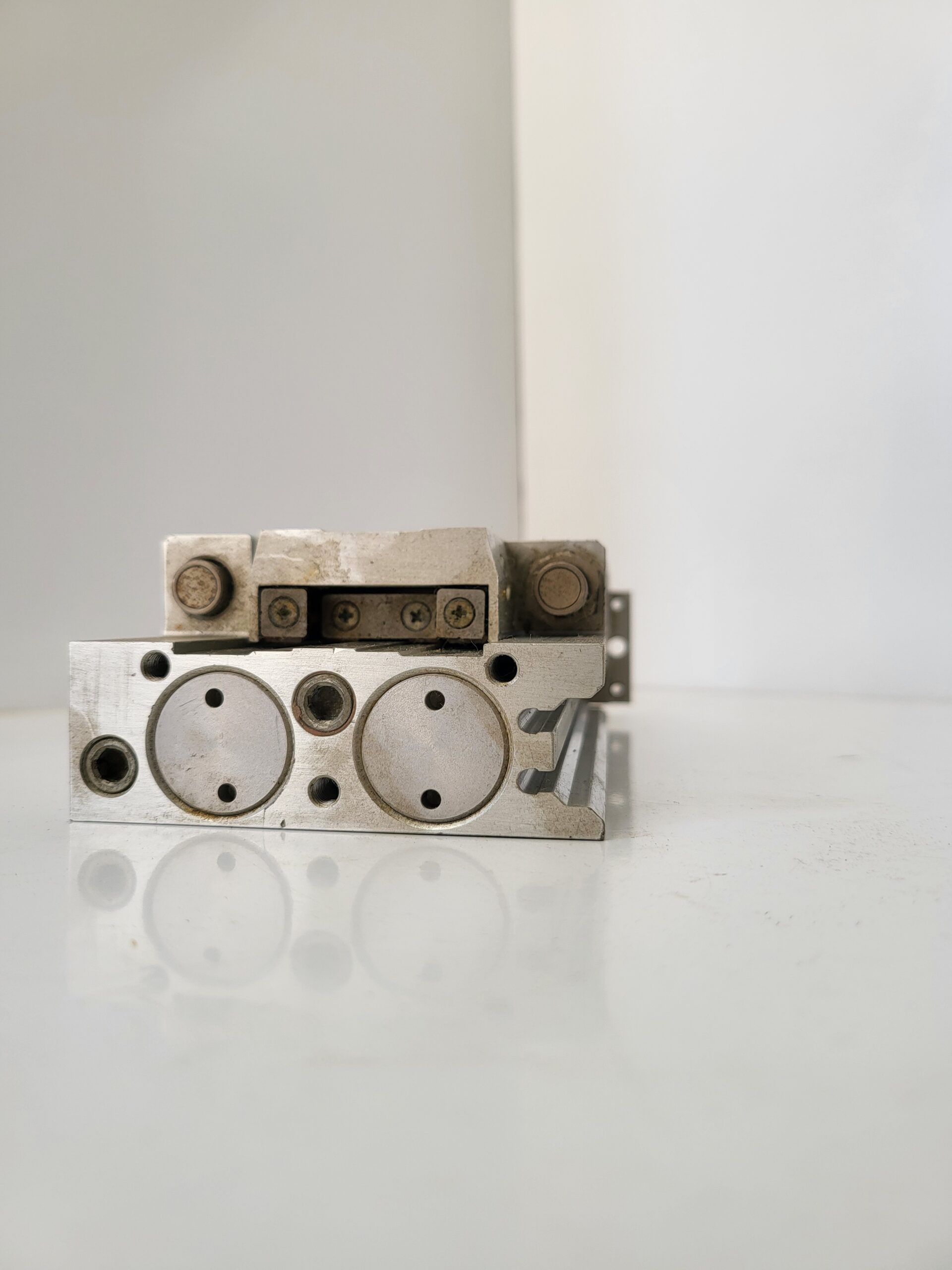 بستم فستو FESTO SLT-20-80-P-A-CC