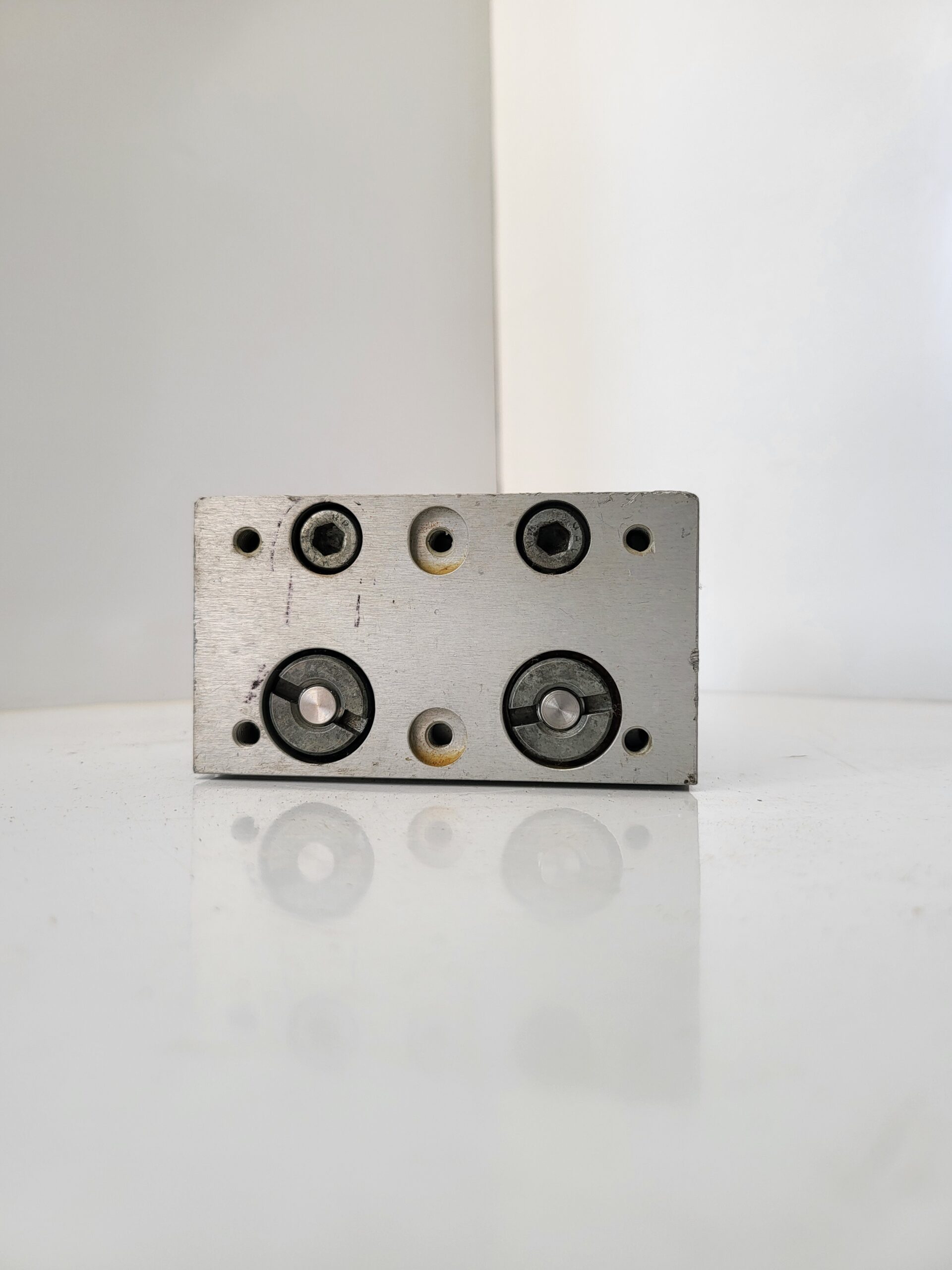 بستم فستو FESTO SLT-25-80-P-A