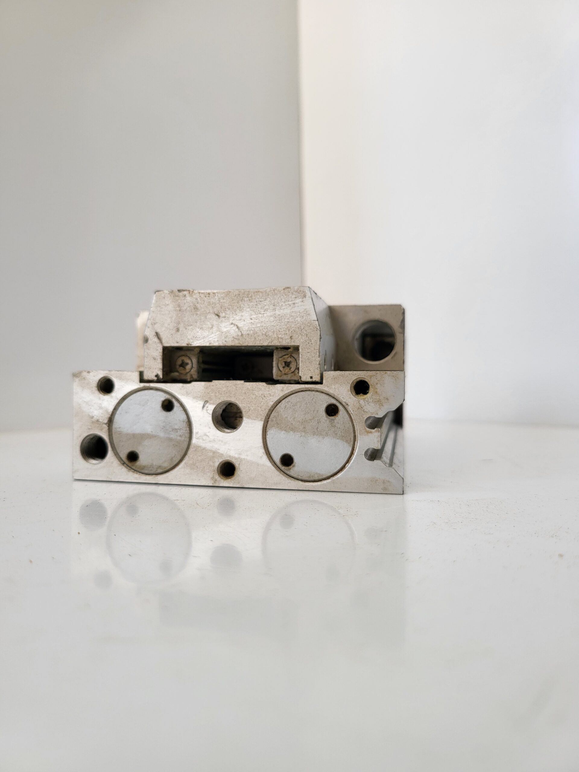 بستم فستو FESTO SLT-25-80-P-A