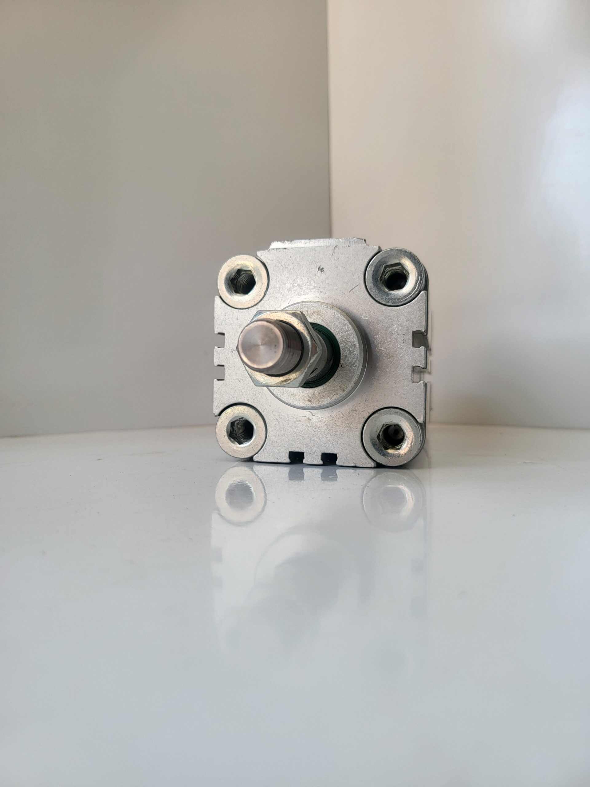 بستم فيستو FESTO ADVUP-63-A-P-A-35Z1-65-Z2