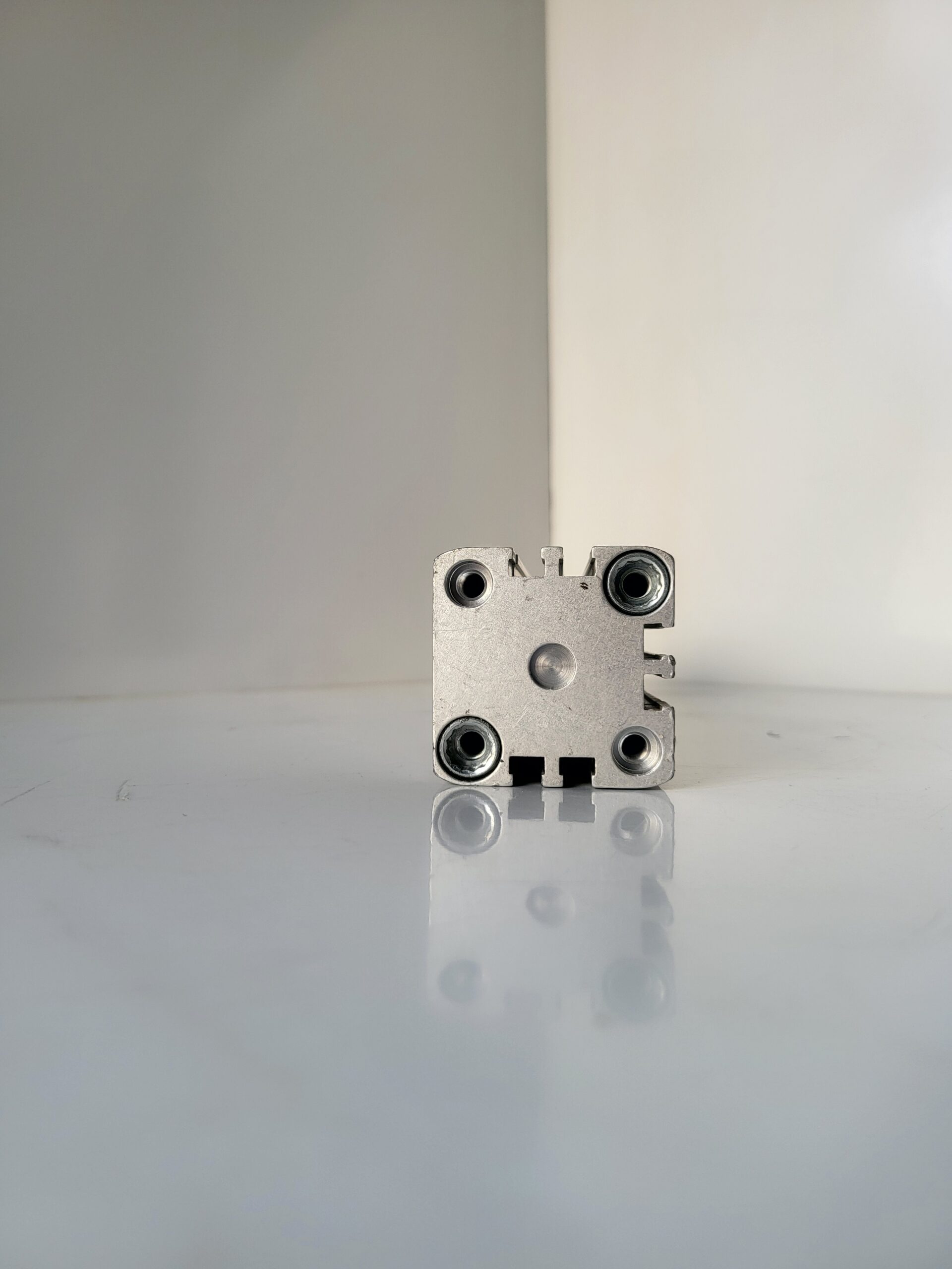 بستم فستو FESTO ADN-32-210-KP-A-P-A