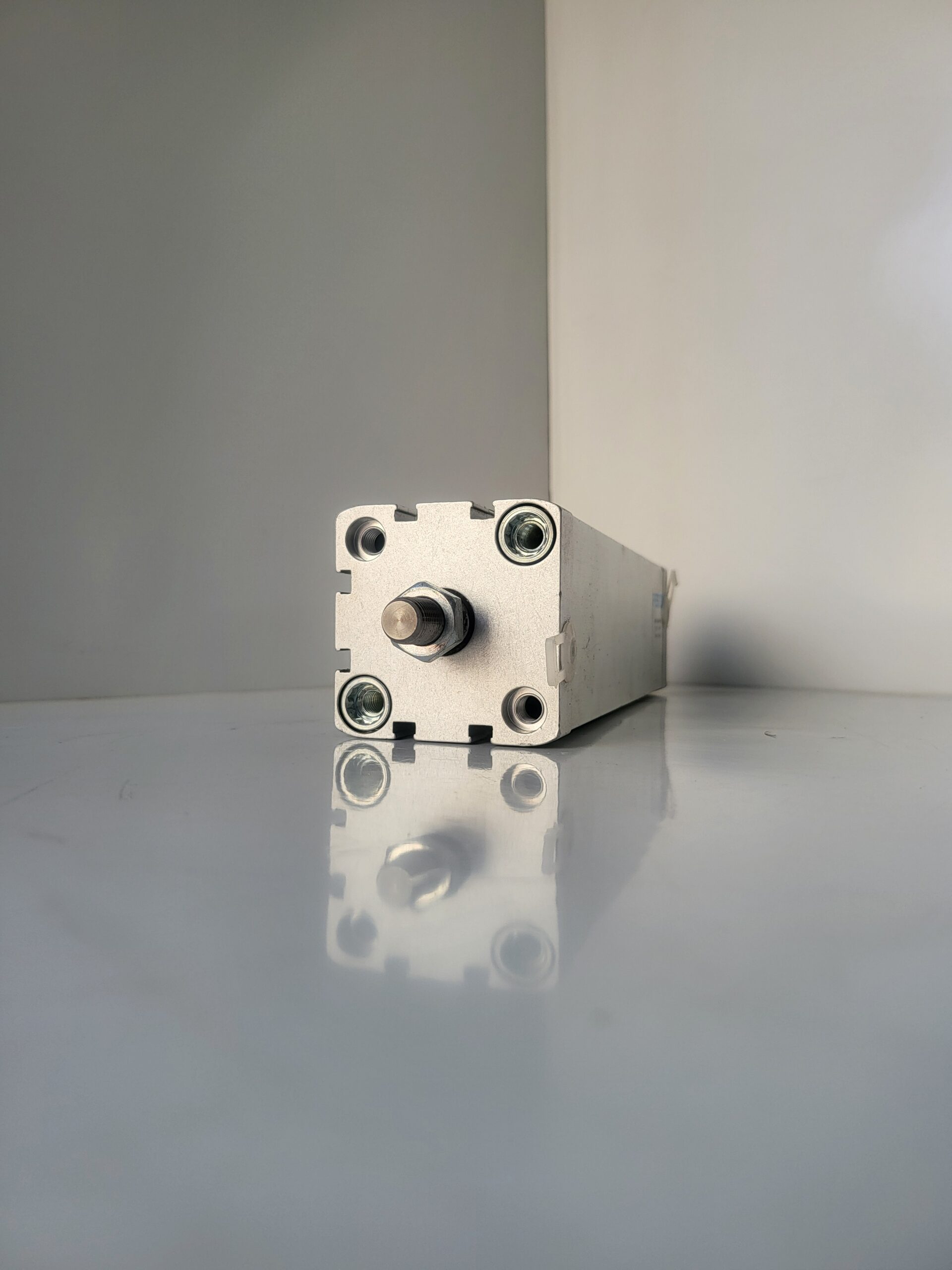 بستم فيستو FESTO ADN-50-200-A-P-A